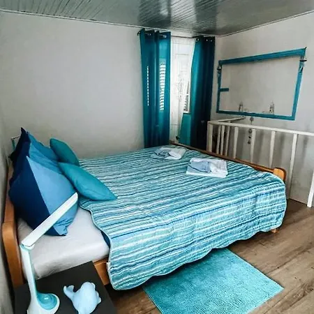 Guesthouse Porto Cres Esterno foto