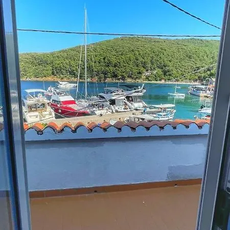 Guesthouse Porto Cres Esterno foto
